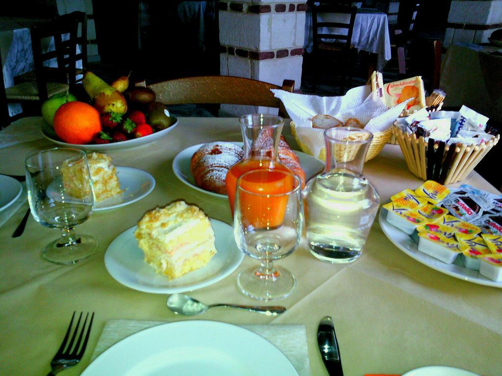 Hotel Il Lungomare Zambrone Esterno foto