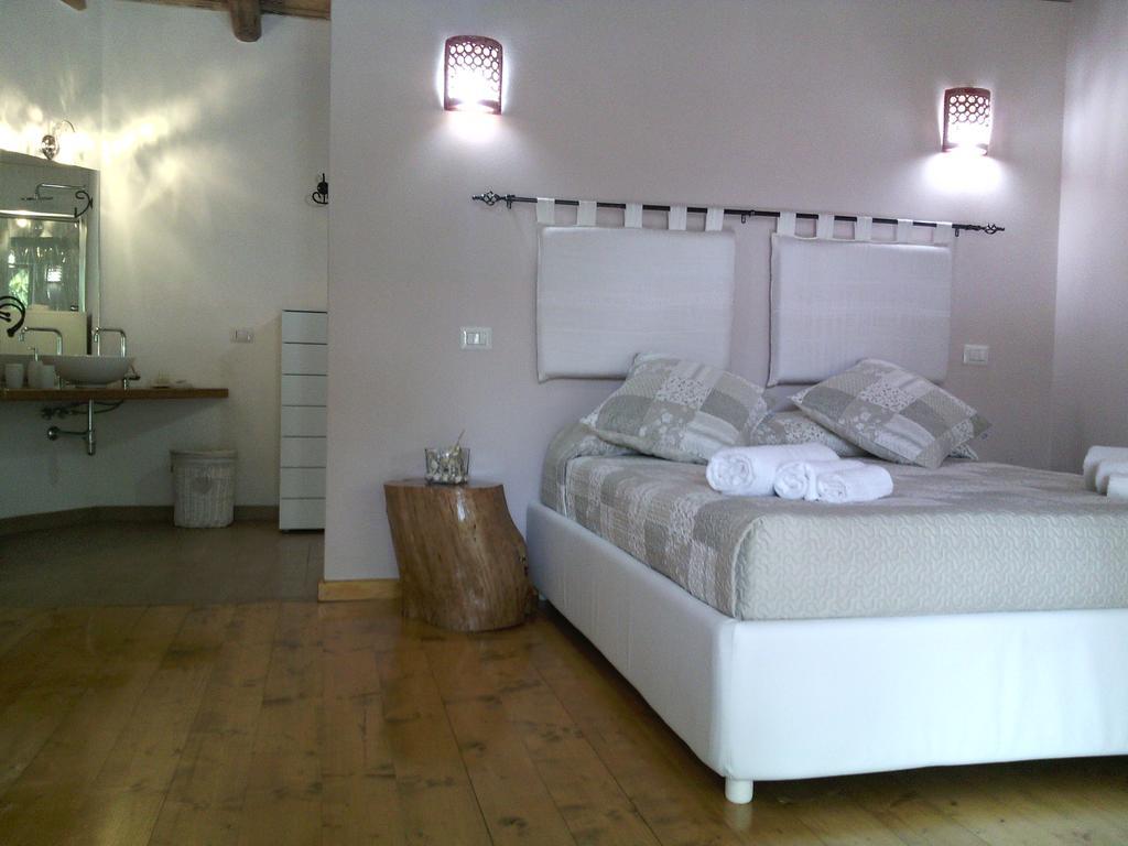 Hotel Il Lungomare Zambrone Esterno foto