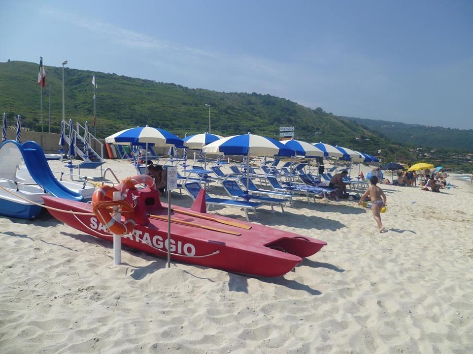 Hotel Il Lungomare Zambrone Esterno foto
