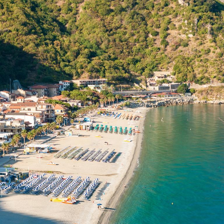 Hotel Il Lungomare Zambrone Esterno foto